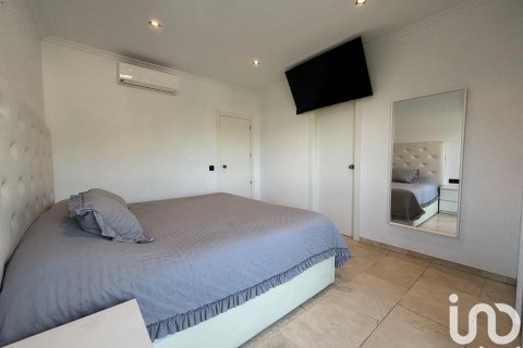 4 bedrooms house for sale in Calella, Barcelona, Catalonia, Spain № 4798 - photo 13