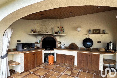 6 bedrooms house for sale in Cunit, Tarragona, Catalonia, Spain № 5052 - photo 14