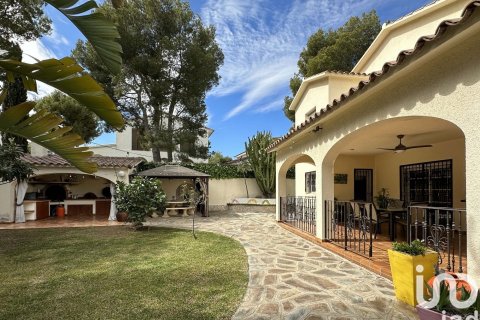 6 bedrooms house for sale in Cunit, Tarragona, Catalonia, Spain № 5052 - photo 16