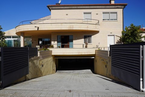 5 bedrooms house for sale in Olerdola, Barcelona, Catalonia, Spain № 5057