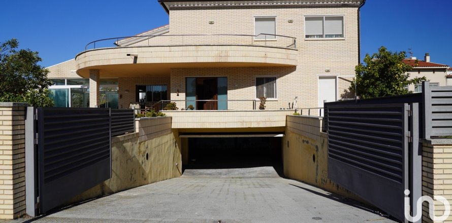 5 bedrooms house for sale in Olerdola, Barcelona, Catalonia, Spain № 5057