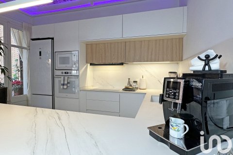 4 bedrooms apartment for sale in Barcelona, Catalonia, Spain № 5051 - photo 6