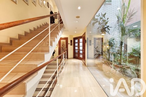 Купить квартиру в Игуалада, Испания с 5 спален, 544м², № 7442 - фото 26