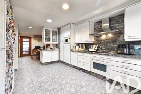 Купить квартиру в Игуалада, Испания с 5 спален, 544м², № 7442 - фото 14
