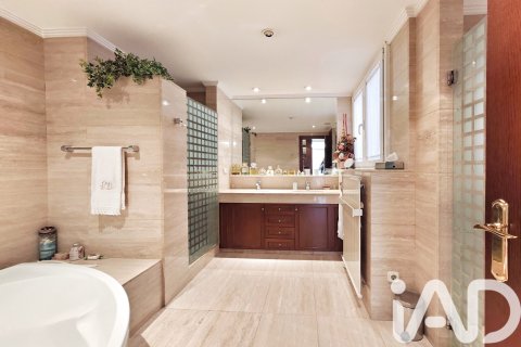 Купить квартиру в Игуалада, Испания с 5 спален, 544м², № 7442 - фото 5