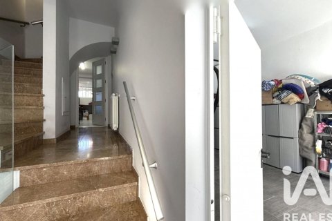 4 bedrooms townhouse for sale in Cambrils, Tarragona, Catalonia, Spain № 7441 - photo 24
