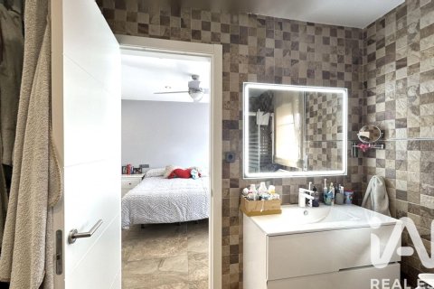 4 bedrooms townhouse for sale in Cambrils, Tarragona, Catalonia, Spain № 7441 - photo 10