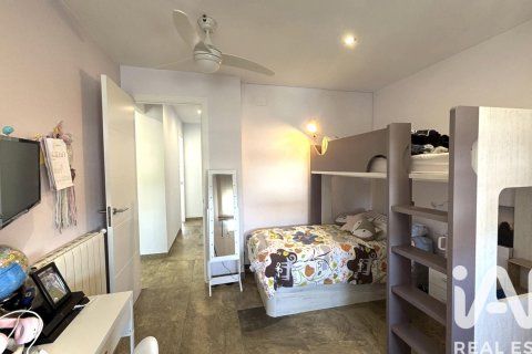 4 bedrooms townhouse for sale in Cambrils, Tarragona, Catalonia, Spain № 7441 - photo 3