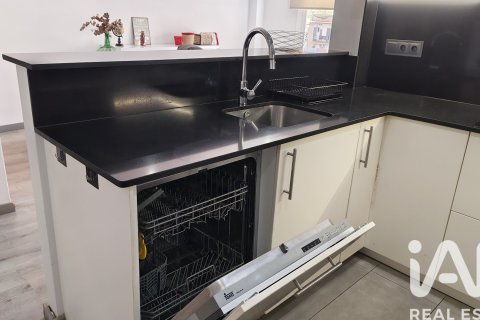 3 bedrooms apartment for sale in Barcelona, Catalonia, Spain № 7446 - photo 14