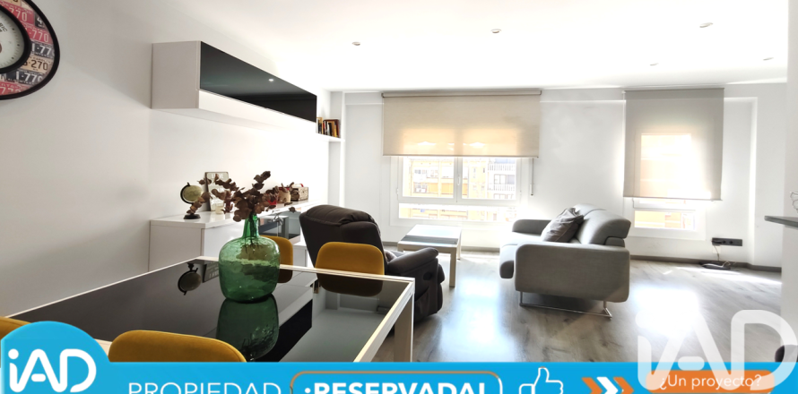 3 bedrooms apartment for sale in Barcelona, Catalonia, Spain № 7446