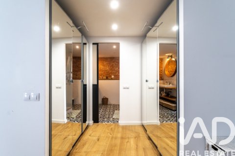 2 chambres penthouse à vendre à Barcelona, Catalonia, Spain № 7440 - photo 7