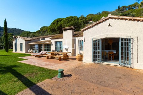 Купить виллу в Кабрера-де-Мар, Испания с 5 спален, 592м², № 6352 - фото 29