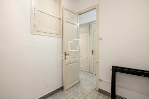 5 bedrooms apartment for sale in Barcelona, Catalonia, Spain № 6347 - photo 11