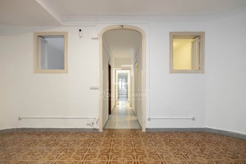 5 bedrooms apartment for sale in Barcelona, Catalonia, Spain № 6347 - photo 18