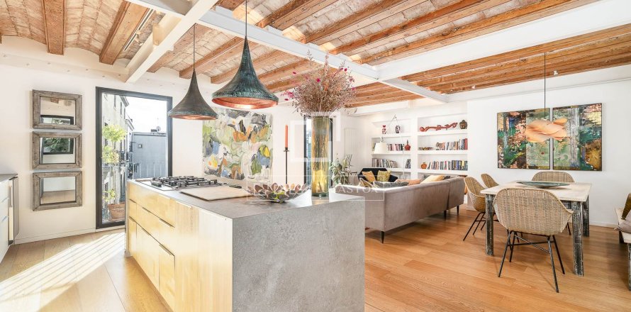 2 bedrooms penthouse for sale in Barcelona, Catalonia, Spain № 6353
