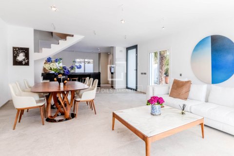 Купить виллу в Ситжес, Испания с 4 спальни, 207м², № 6348 - фото 25