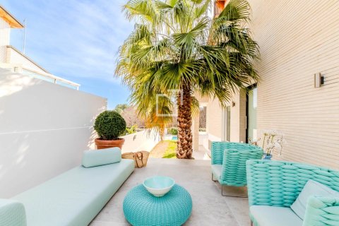 Купить виллу в Ситжес, Испания с 4 спальни, 207м², № 6348 - фото 28