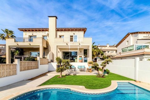 Купить виллу в Ситжес, Испания с 4 спальни, 207м², № 6348 - фото 8