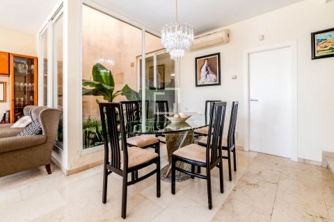 Купить виллу в Ситжес, Испания с 5 спален, 177м², № 6351 - фото 22