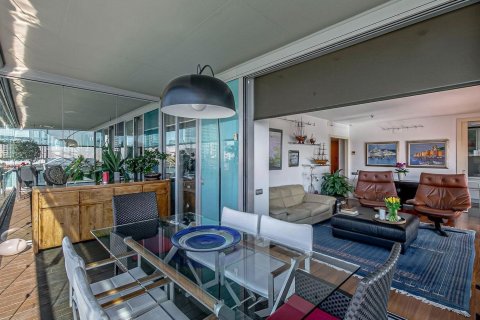 3 bedrooms apartment for sale in Barcelona, Catalonia, Spain № 7613 - photo 4