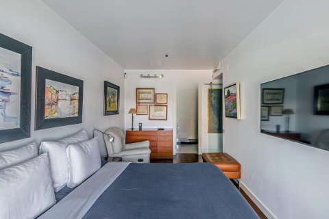 3 bedrooms apartment for sale in Barcelona, Catalonia, Spain № 7613 - photo 18