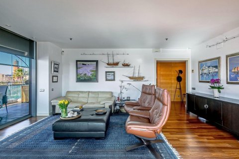 3 bedrooms apartment for sale in Barcelona, Catalonia, Spain № 7613 - photo 14