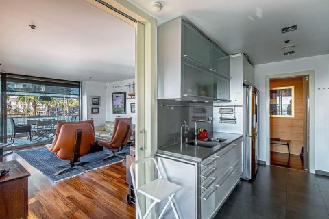 3 bedrooms apartment for sale in Barcelona, Catalonia, Spain № 7613 - photo 16