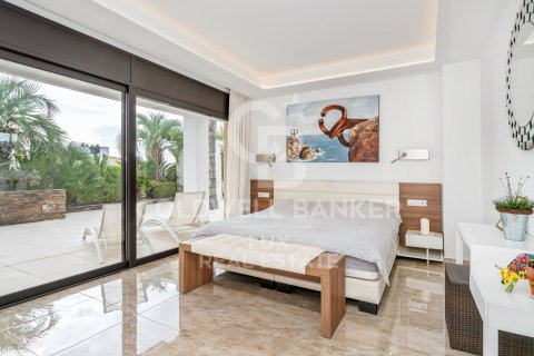 9 bedrooms villa for sale in Roses, Girona, Catalonia, Spain № 5332 - photo 11