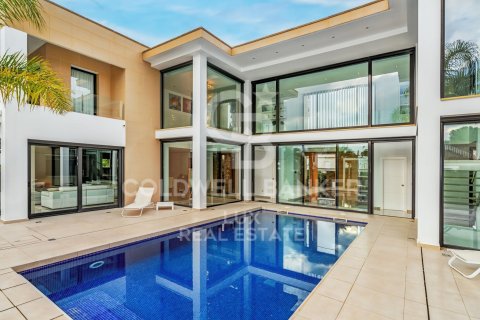 9 bedrooms villa for sale in Roses, Girona, Catalonia, Spain № 5332 - photo 2