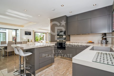 9 bedrooms villa for sale in Roses, Girona, Catalonia, Spain № 5332 - photo 6