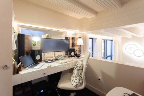 3 bedrooms duplex for sale in Barcelona, Catalonia, Spain № 5333 - photo 19