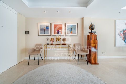 4 bedrooms apartment for sale in Barcelona, Catalonia, Spain № 5331 - photo 2