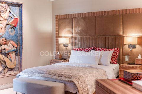 4 bedrooms apartment for sale in Barcelona, Catalonia, Spain № 5331 - photo 18