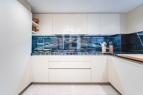 4 bedrooms apartment for sale in Barcelona, Catalonia, Spain № 5331 - photo 15