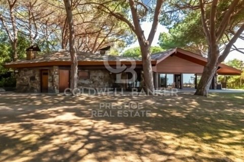 7 bedrooms house for sale in Sant Andreu de Llavaneres, Barcelona, Catalonia, Spain № 5335 - photo 12