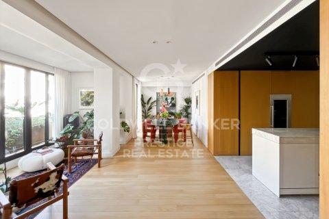 Купить квартиру в Барселона, Испания с 2 спальни, 130м², № 5465 - фото 5