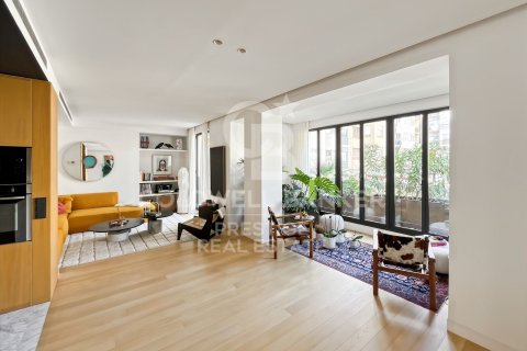 Купить квартиру в Барселона, Испания с 2 спальни, 130м², № 5465 - фото 4