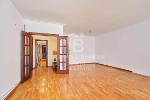 4 bedrooms apartment for sale in Barcelona, Catalonia, Spain № 5468 - photo 4