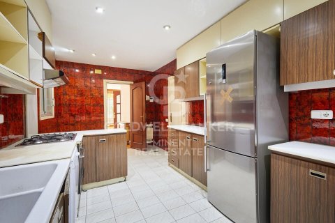 4 bedrooms apartment for sale in Barcelona, Catalonia, Spain № 5468 - photo 9