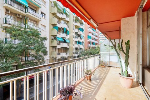 4 bedrooms apartment for sale in Barcelona, Catalonia, Spain № 5468
