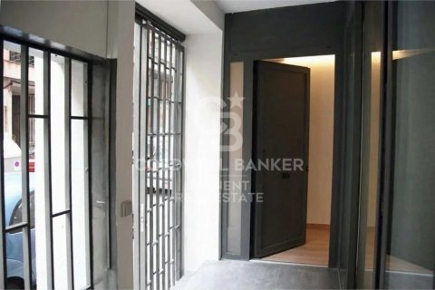 2 bedrooms apartment for sale in Barcelona, Catalonia, Spain № 5466 - photo 15