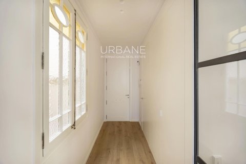 Купить квартиру в Эшампле, Испания с 2 спальни, 90м², № 2660 - фото 25