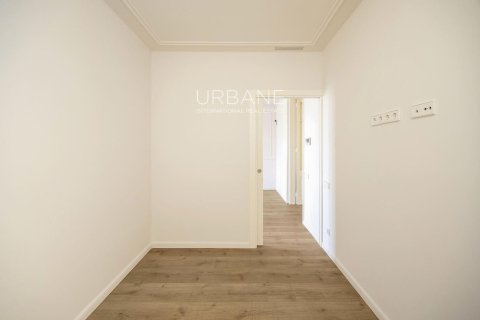 Купить квартиру в Эшампле, Испания с 2 спальни, 90м², № 2660 - фото 18