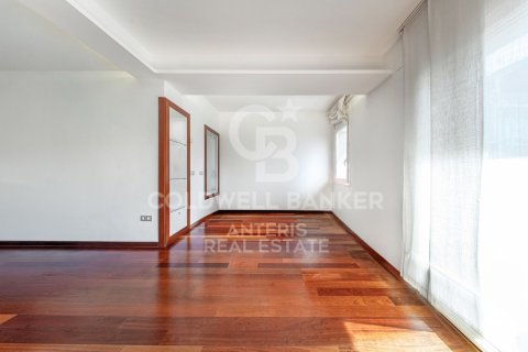 Купить квартиру в Барселона, Испания с 2 спальни, 121м², № 7784 - фото 25