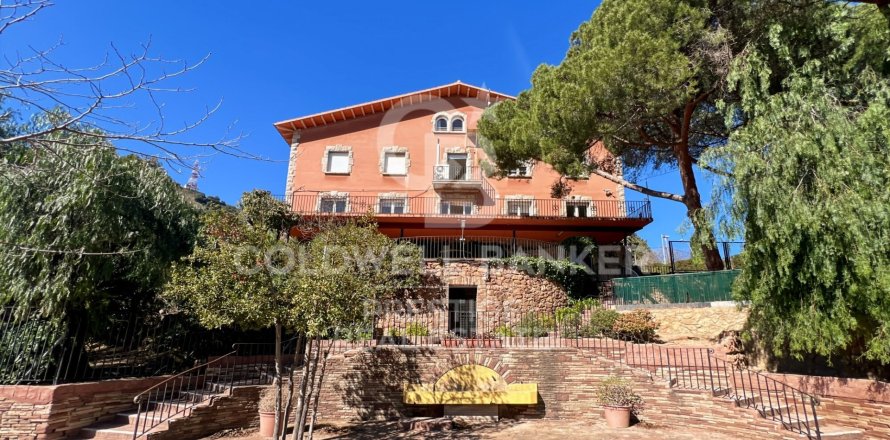 8 bedrooms house for sale in Barcelona, Catalonia, Spain № 5965