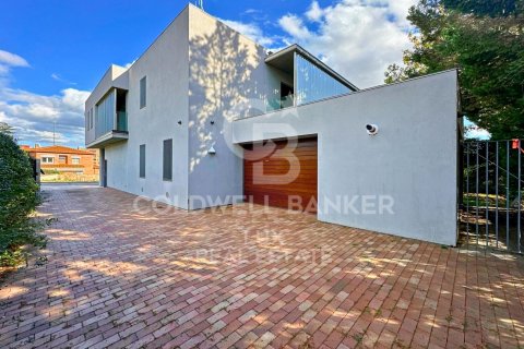 4 bedrooms house for sale in Figueres, Girona, Catalonia, Spain № 5961 - photo 26