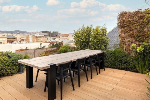 Купить квартиру в Барселона, Испания с 5 комнат, 218м², № 3403 - фото 4