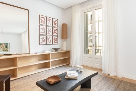 Купить квартиру в Барселона, Испания с 3 комнаты, 124м², № 3401 - фото 8