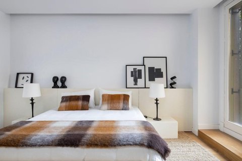 Купить квартиру в Барселона, Испания с 3 комнаты, 124м², № 3401 - фото 12