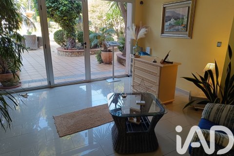 318 sq.m. house for sale in Roda de Berà, Tarragona, Catalonia, Spain № 7368 - photo 21
